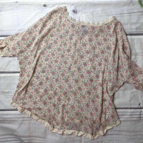 🌿 3/$15 | Free People | Vintage Sheer Blouse - Picture 2 of 8